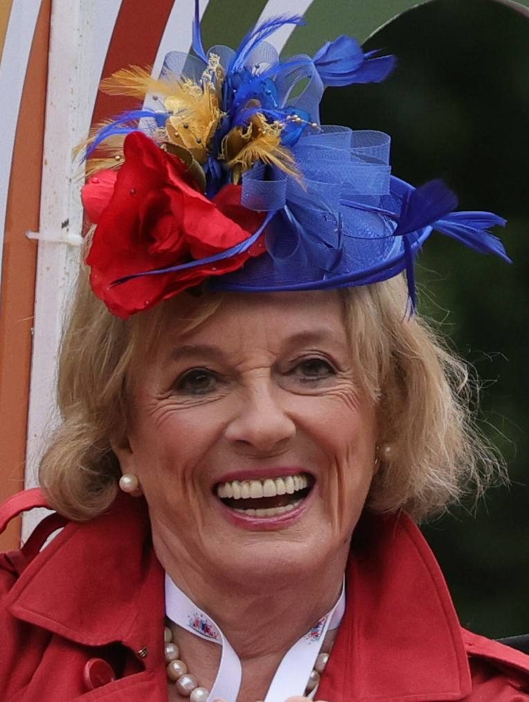 Esther Rantzen wearing a red, white and blue fascinator at the Platinum Jubilee pageant